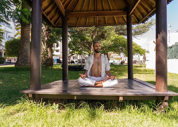 Hotel Axel Maspalomas - Adults Only 3*